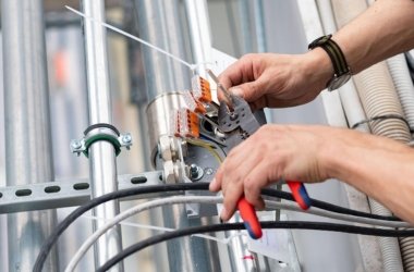 cable glands & lugs